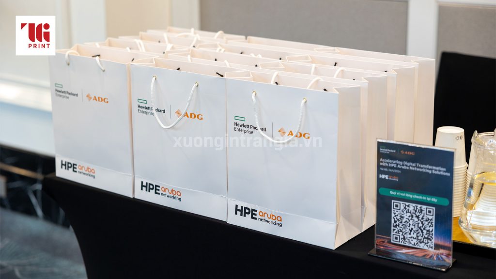 thiet-ke-va-in-an-qua-tang-su-kien