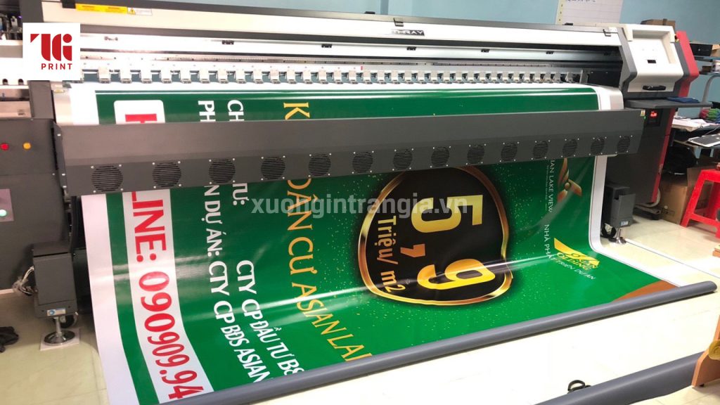 in-poster-pp-tai-xuong-in-tran-gian