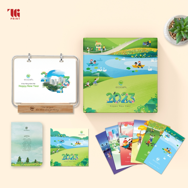 tong-the-lich-tet-ecopark-trung-bay-tren-ban